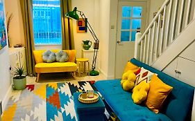 Stay-K-Belfast Cosy Entire House 10 Mins From City Centre