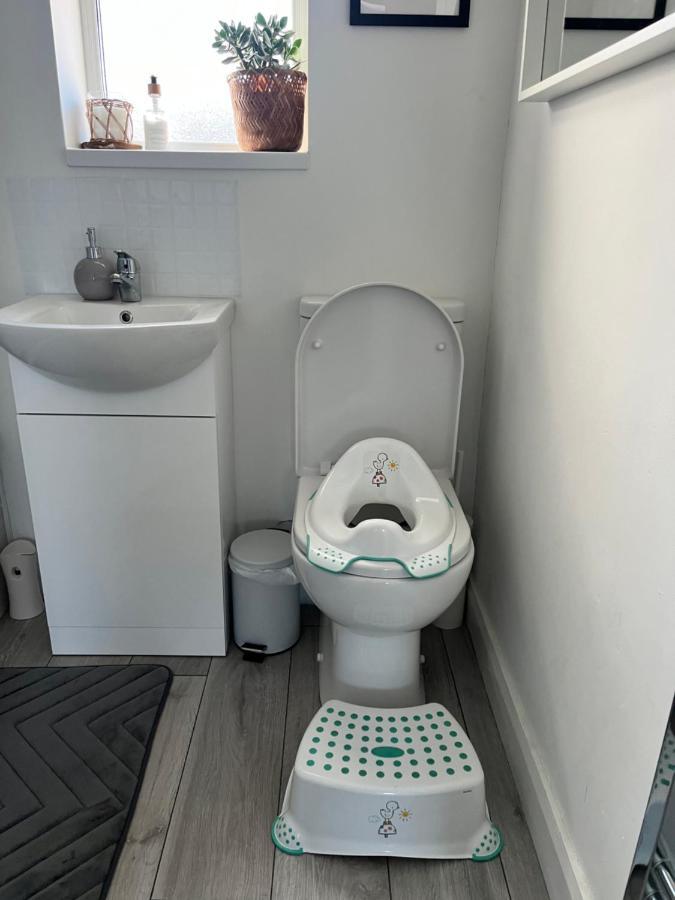 Stay-K-Belfast Cosy Entire House 10 Mins From City Centre Exterior photo